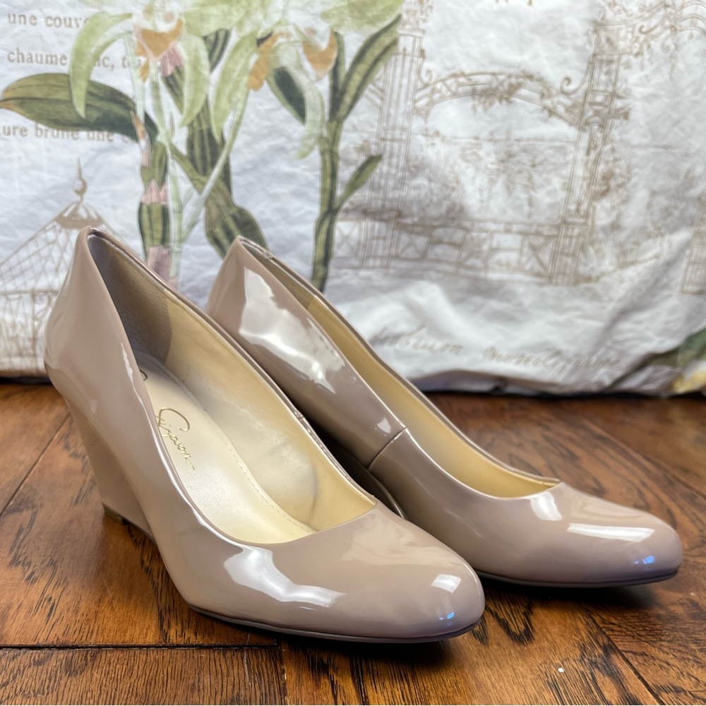 Jessica Simpson Tan Patent Leather Wedge Heel business casual sleek rounded toe